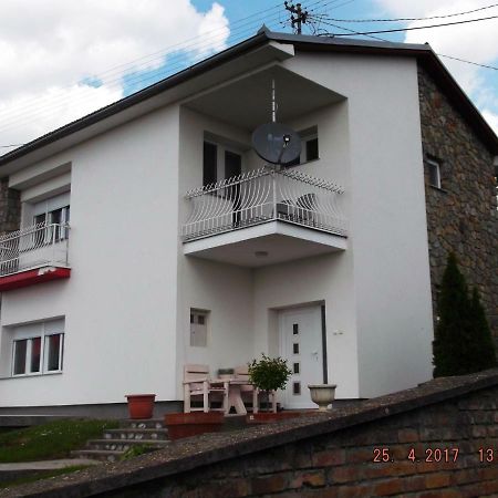 Apartman Katarina Beli Manastir Esterno foto